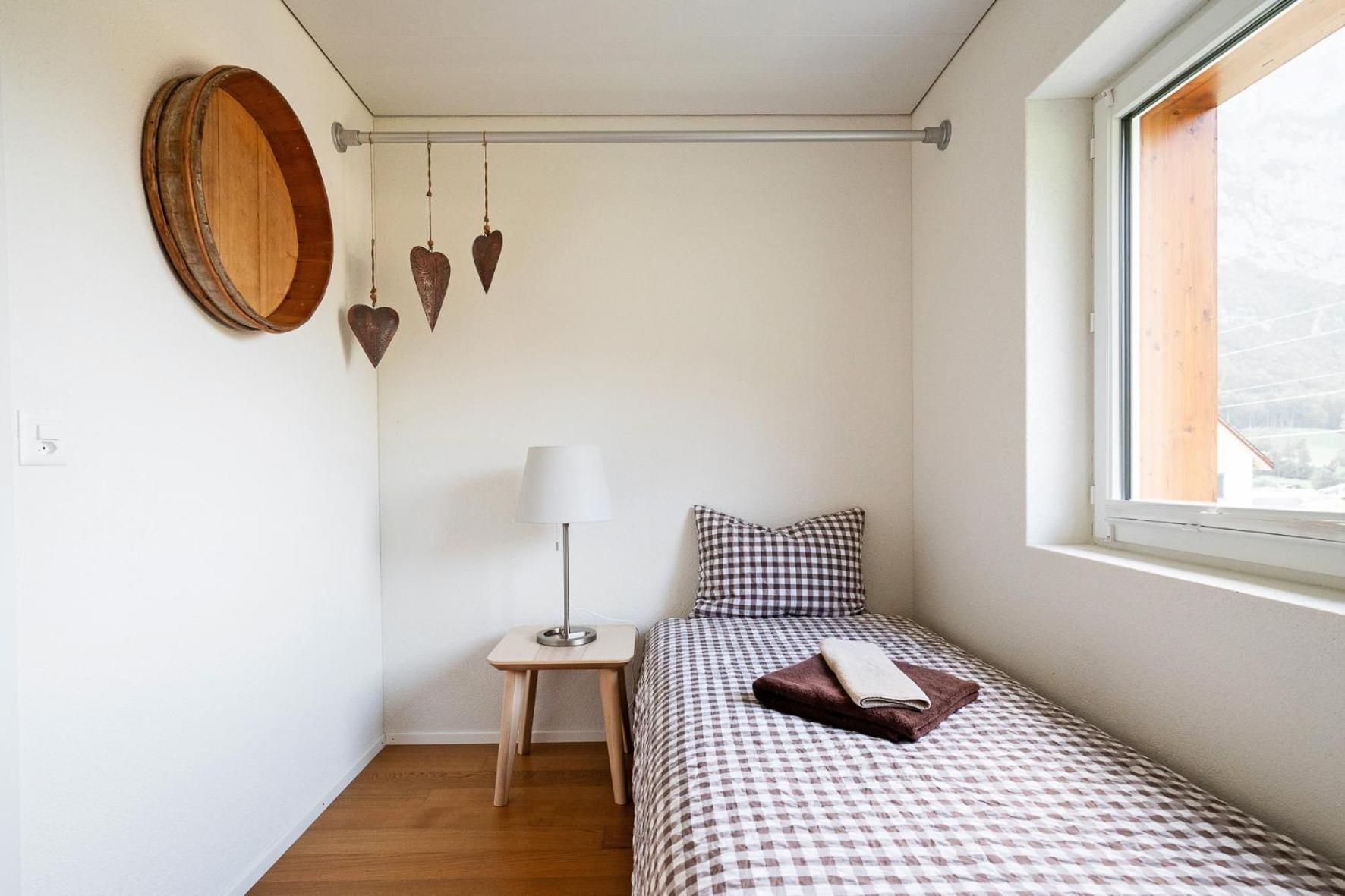 Glarner Bed Apartment Netstal Ngoại thất bức ảnh